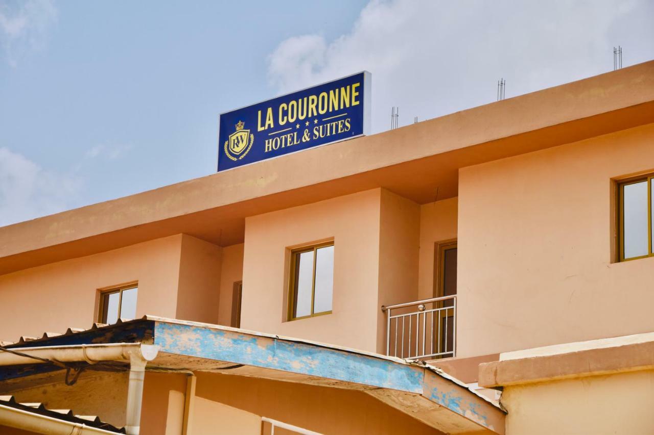 Hotel La Couronne Rw Yaounde Exterior photo